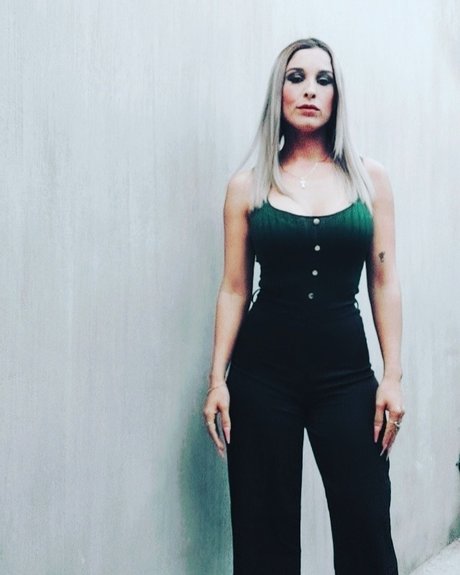 Обнаженная фотография утечки OnlyFans от Leah Raam