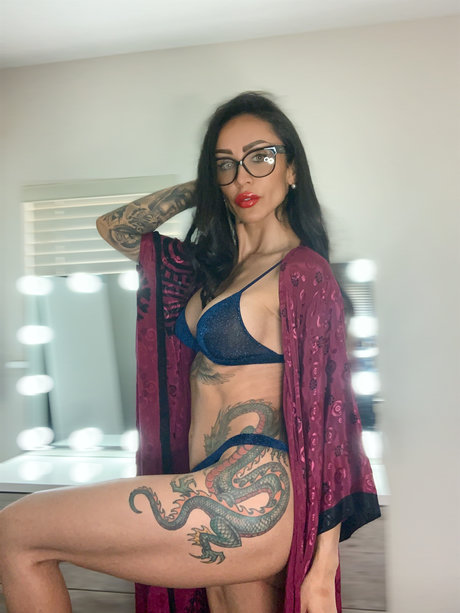 Naken läckt OnlyFans-bild av Bella81
