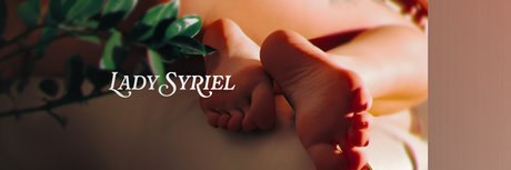 Nahá fotka uniklých OnlyFans od Lady Syriel