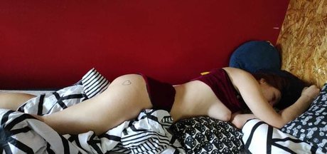 Alaston vuotanut OnlyFans-kuva Xkajrax