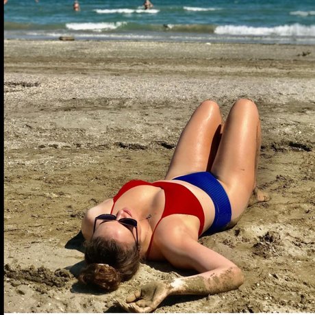 Обнаженная фотография утечки OnlyFans от Kateina Matokov