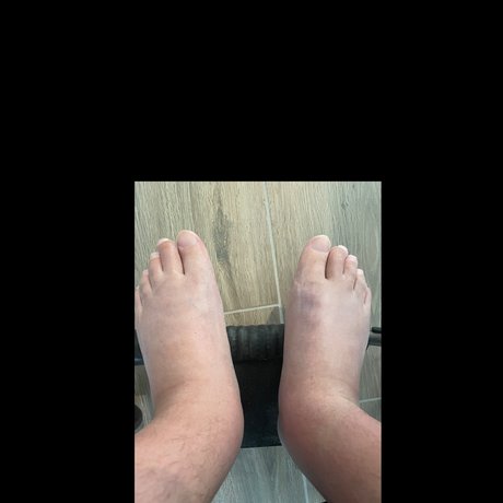 Nøgent lækket OnlyFans-billede af Parafeet