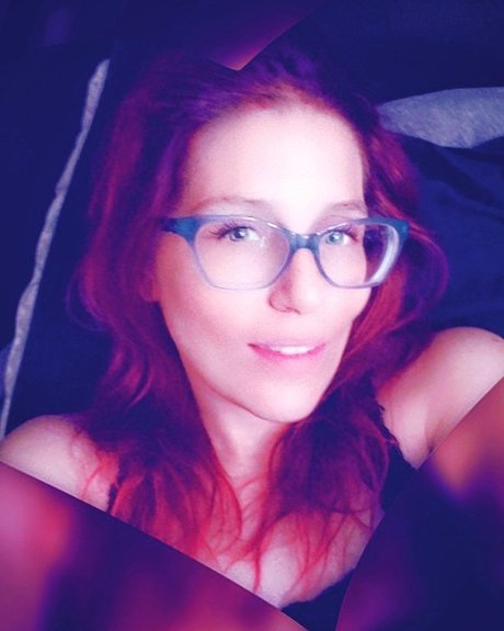 Naken läckt OnlyFans-bild av Mistress Bonbon