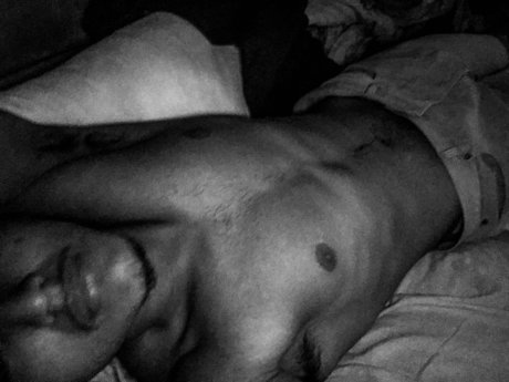 Naken läckt OnlyFans-bild av Carlos