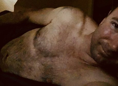 Naakte gelekte OnlyFans-foto van Mvp