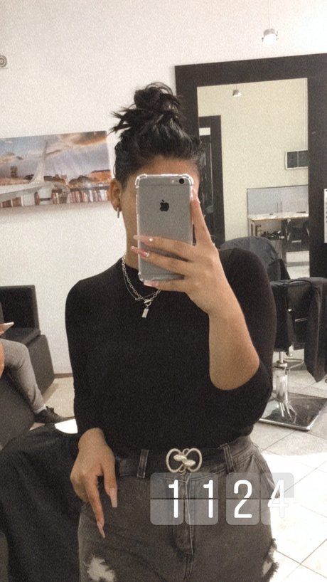 Naken läckt OnlyFans-bild av Oly