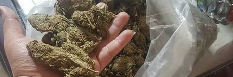 Naakte gelekte OnlyFans-foto van Giuska420