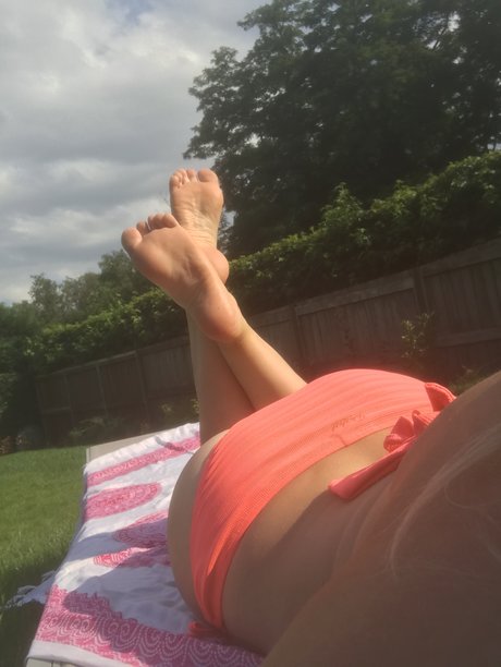 Nagie wyciekłe zdjęcie OnlyFans od Pinkie Feet  