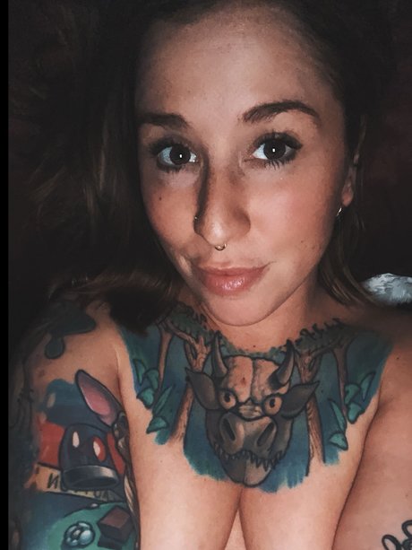 Naakte gelekte OnlyFans-foto van Jethie