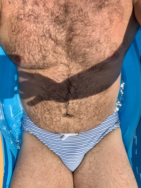 Naakte gelekte OnlyFans-foto van Todd Gunn