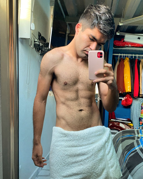 Naken läckt OnlyFans-bild av Tito97