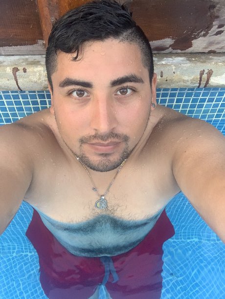 Обнаженная фотография утечки OnlyFans от Luis Alejandro