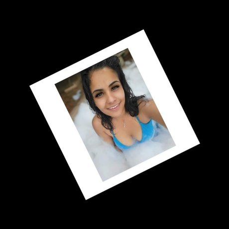 Naken läckt OnlyFans-bild av Alexa Tarango