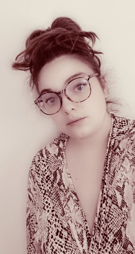 Naken läckt OnlyFans-bild av Seepine420