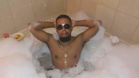 Foto nua vazada do OnlyFans de Moormoneyda40