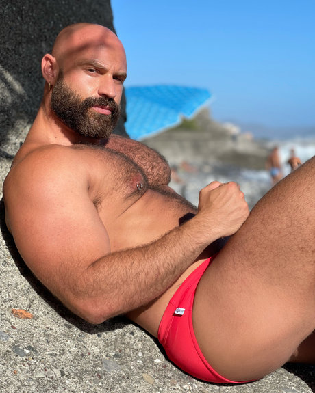 Naken läckt OnlyFans-bild av Mistercaccamo