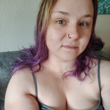 Alasti lekkinud OnlyFans-i pilt A 