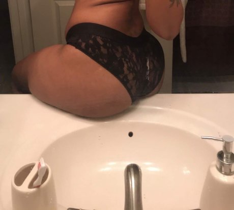 Sade Roberts