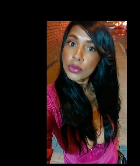 Naken läckt OnlyFans-bild av Kataleya