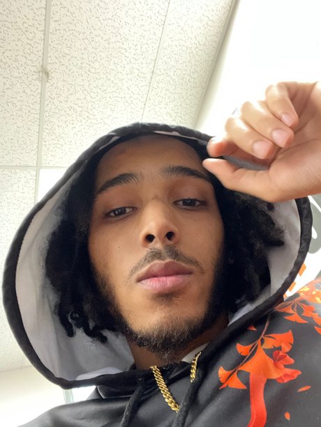 Photo nue de fuite OnlyFans de Mokin Ampamp Trokin