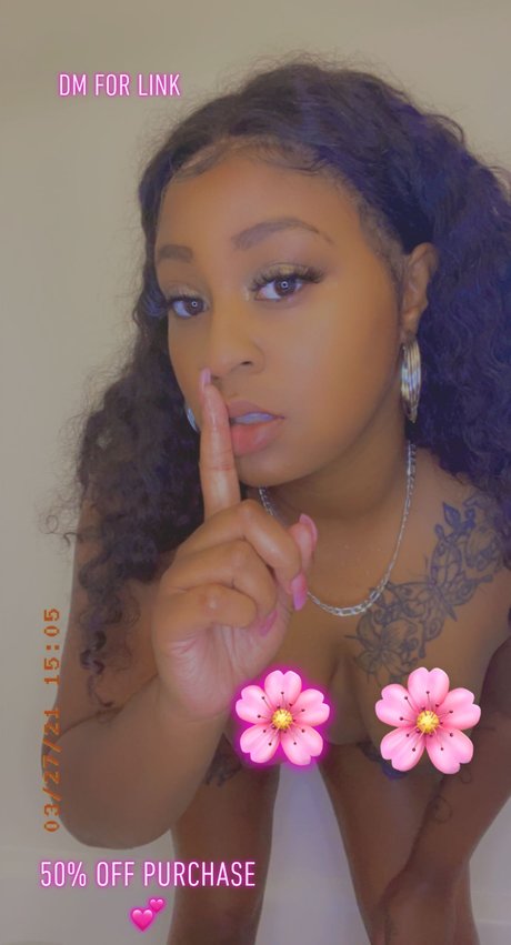 Nagie wyciekłe zdjęcie OnlyFans od Badgirl95
