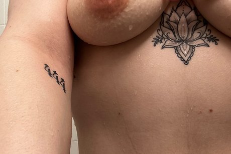 Naken läckt OnlyFans-bild av Jordan