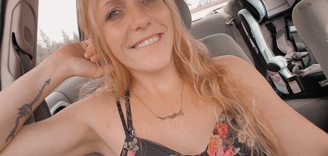 Naken läckt OnlyFans-bild av Sara Gillespie