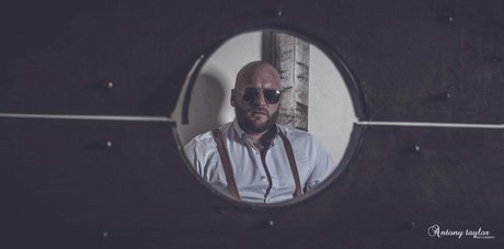 Nahá fotka uniklých OnlyFans od The Bearded Caveman