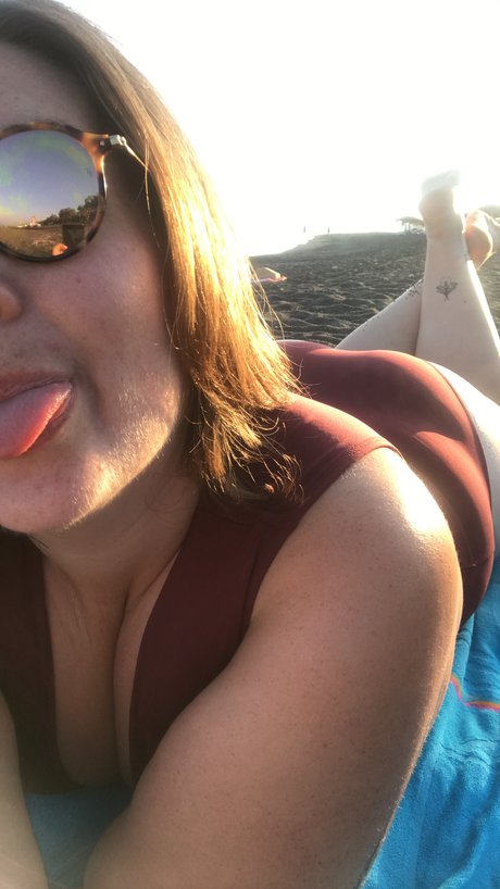 Foto nua vazada do OnlyFans de Cheeky Peach