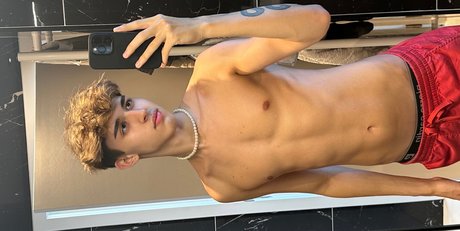 Обнаженная фотография утечки OnlyFans от Alex