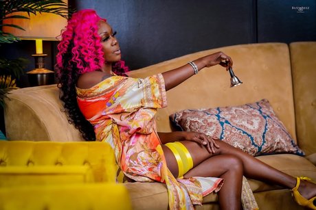 Naken läckt OnlyFans-bild av Madame Phoenix