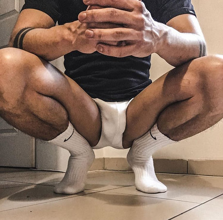 Обнаженная фотография утечки OnlyFans от Rodrigo White