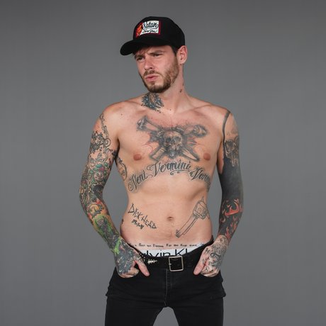 Nahá fotka uniklých OnlyFans od Pinche Chris
