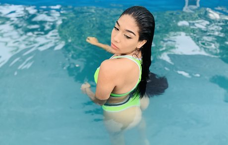 Обнаженная фотография утечки OnlyFans от Valentina Rodriguez