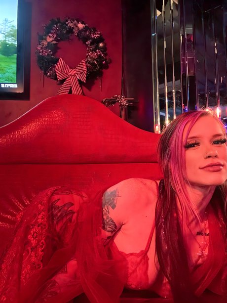 Naken läckt OnlyFans-bild av Sunshinemay