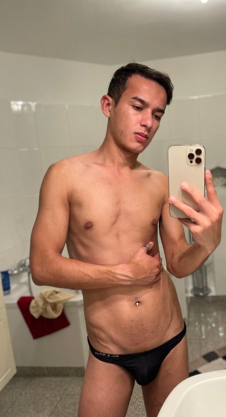 Naken läckt OnlyFans-bild av Carlos Rodrigo Ruiz Diaz