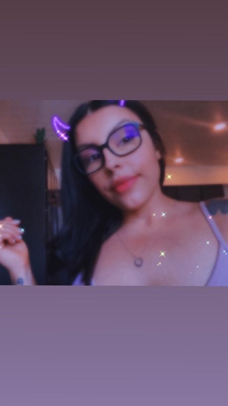 Naken läckt OnlyFans-bild av Honey Bunny
