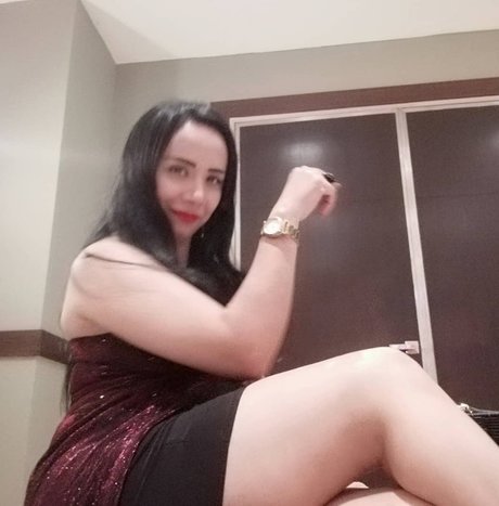 Naken läckt OnlyFans-bild av Amalia Navarro