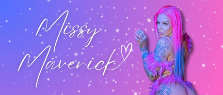 Naken läckt OnlyFans-bild av Missy Maverick   