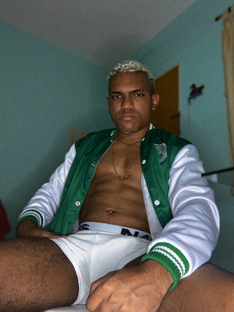   OnlyFans 유출 누드 사진