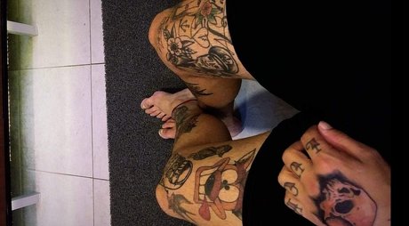 Naken läckt OnlyFans-bild av Tuleskii