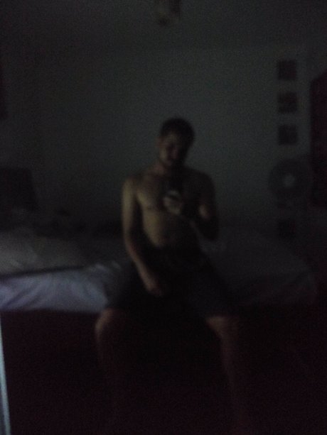 Nahá fotka uniklých OnlyFans od Wes