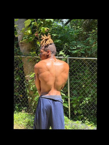 Naken läckt OnlyFans-bild av Giovanni
