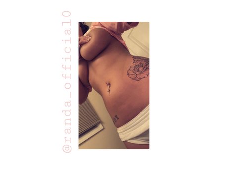 Naken läckt OnlyFans-bild av Bratty Girly