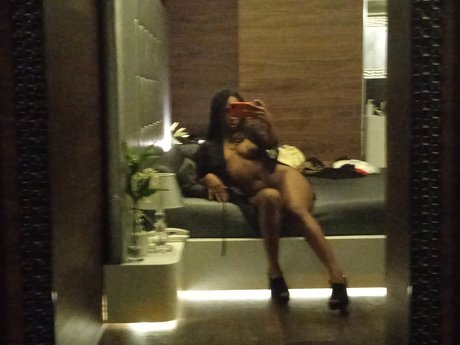 Photo nue de fuite OnlyFans de Jessy De Barcelona