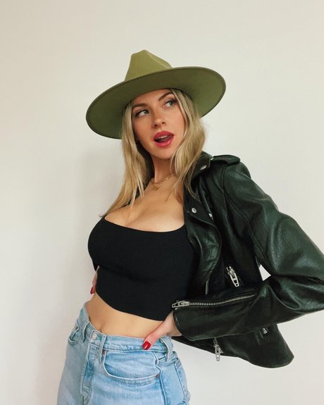 Ashley Schultz