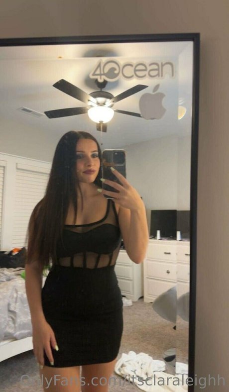 Nahá fotka uniklých OnlyFans od Itsclaraleighh