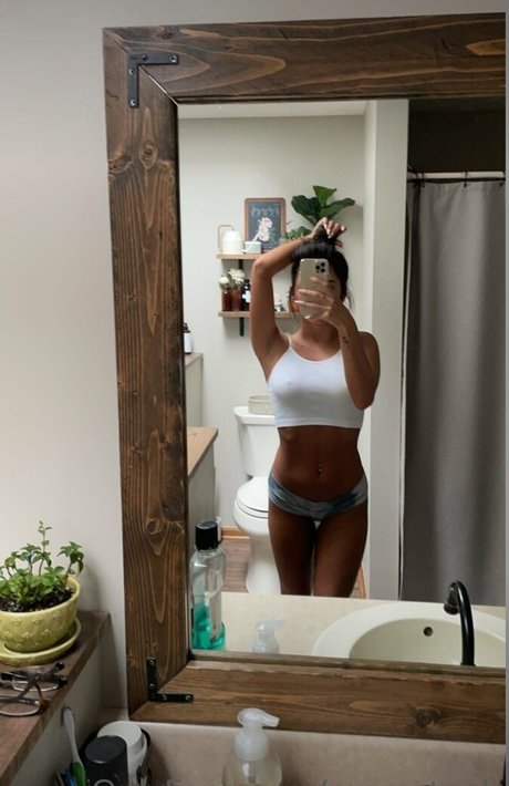 Foto di nudo di fuga di OnlyFans di Steph Pappas