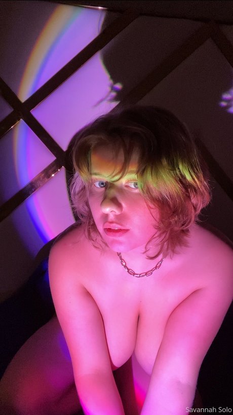 Nahá fotka uniklých OnlyFans od Savannah Solo