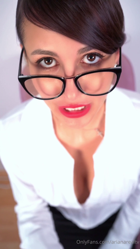 Photo nue de fuite OnlyFans de Ariana Real Tv
